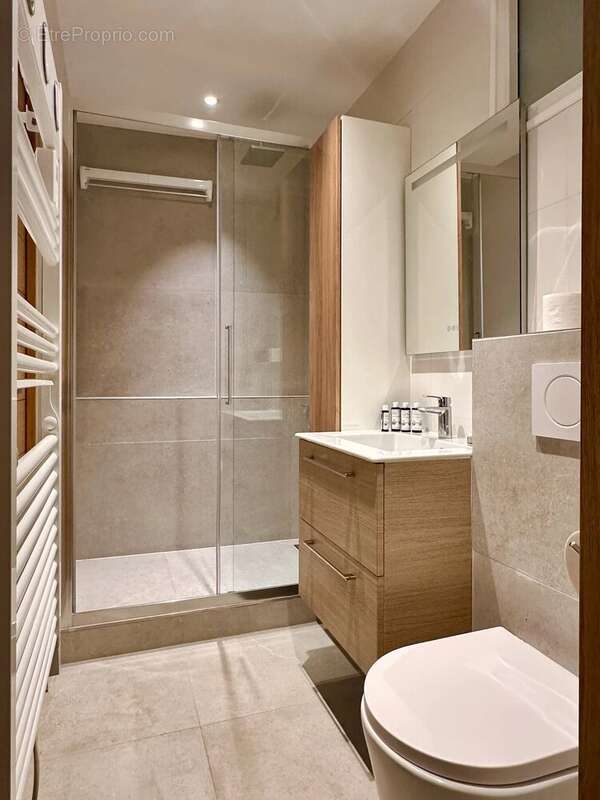 Appartement à PARIS-3E