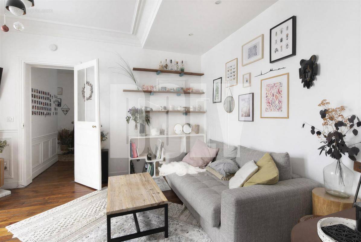 Appartement à PARIS-11E