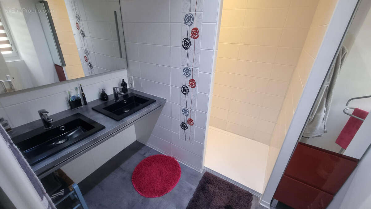 20251216_102926 - Maison à PIEGUT-PLUVIERS