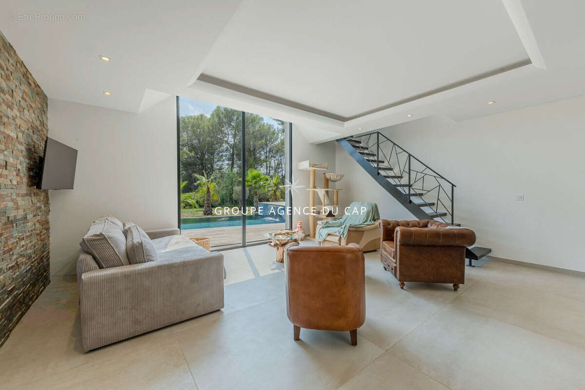 Propriété contemporaine d'exception avec piscine à débordement Draguignan - photo 5