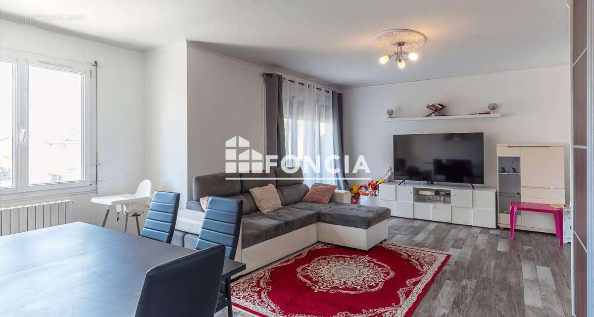 Appartement T3-76m2 - photo 3