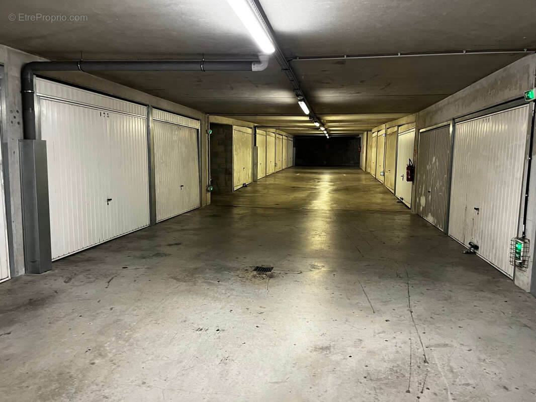 Appartement à MARSEILLE-2E