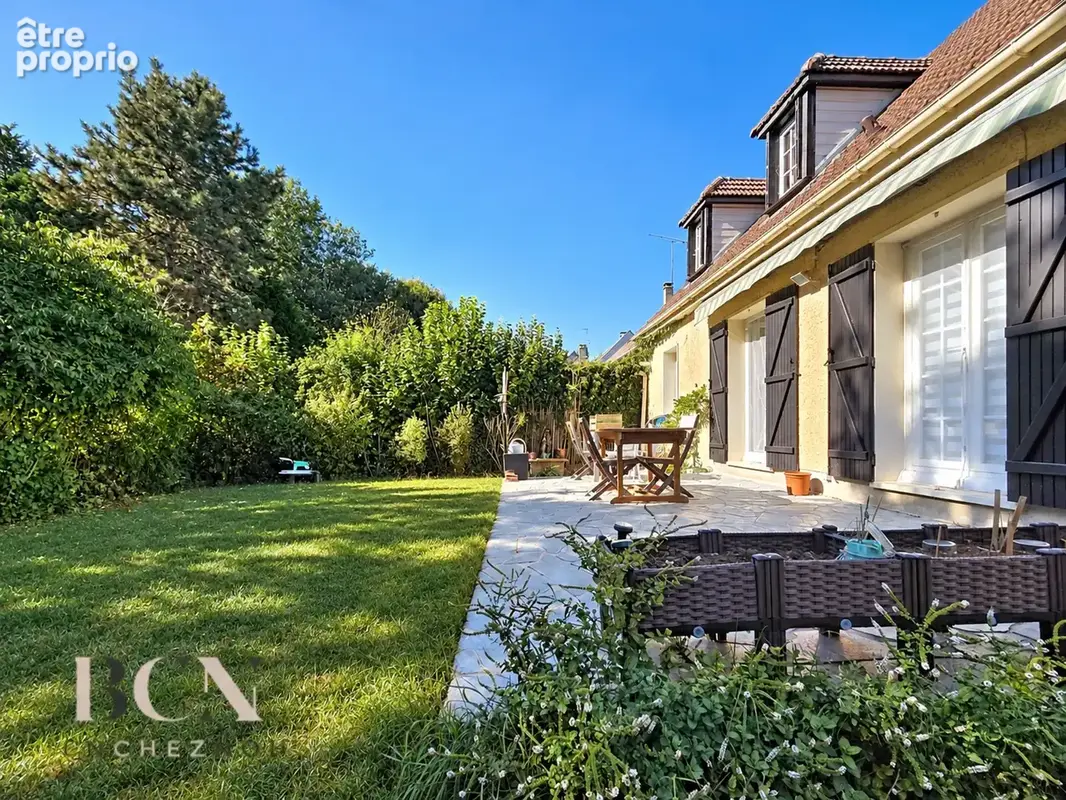 Maison familiale de 142 m2 avec jardin, garage et sous-sol total aménagé - photo 17