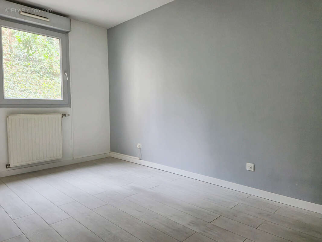 Appartement à FONTAINES-SUR-SAONE