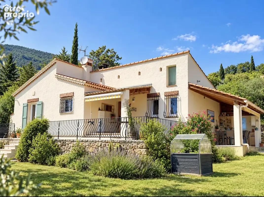 Photo Maison à Seillans au prix de 399 000€