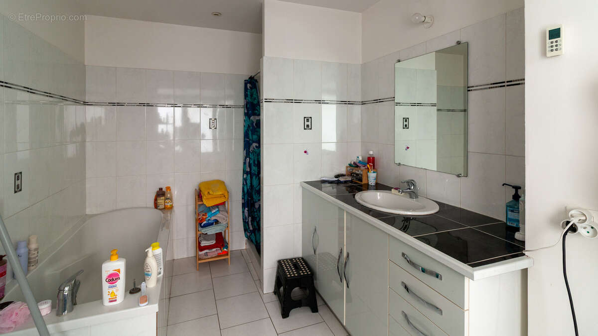 Appartement à NOTRE-DAME-DE-BONDEVILLE