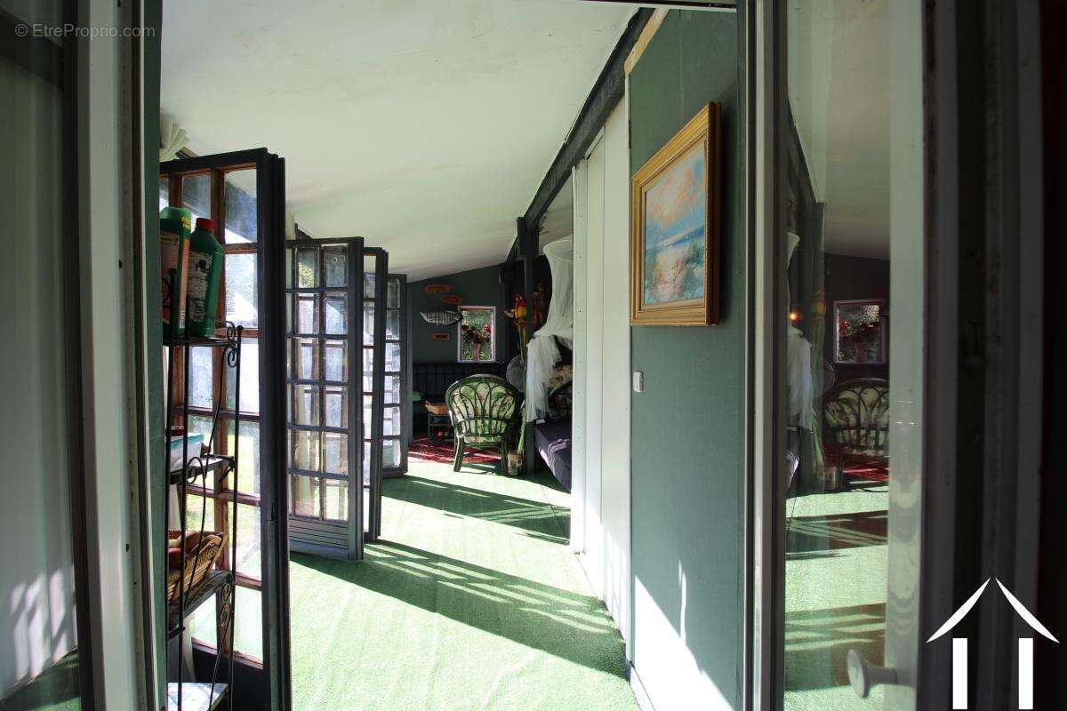 Maison à COLMERY