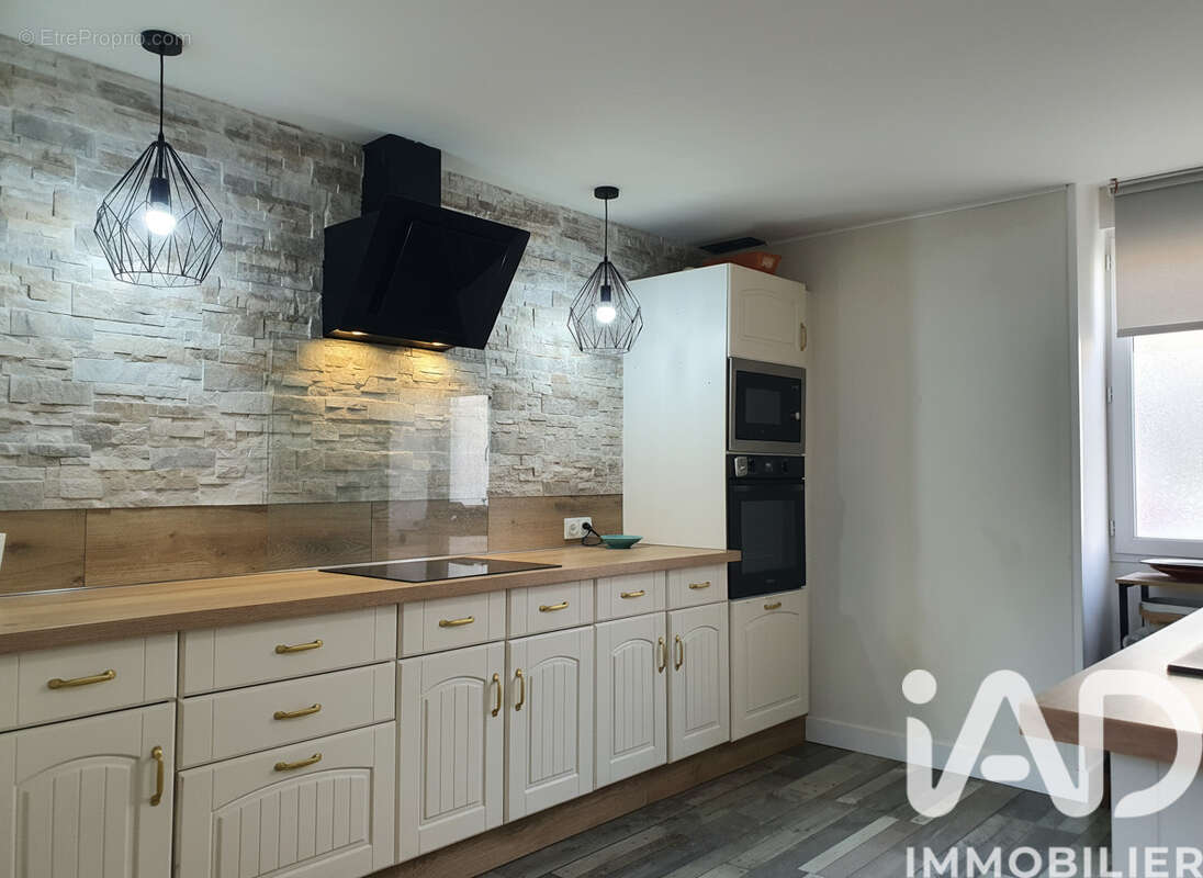 Photo 2 - Maison à CHASSENEUIL-SUR-BONNIEURE