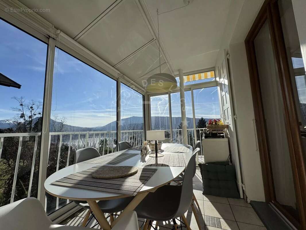 Maison à VEYRIER-DU-LAC