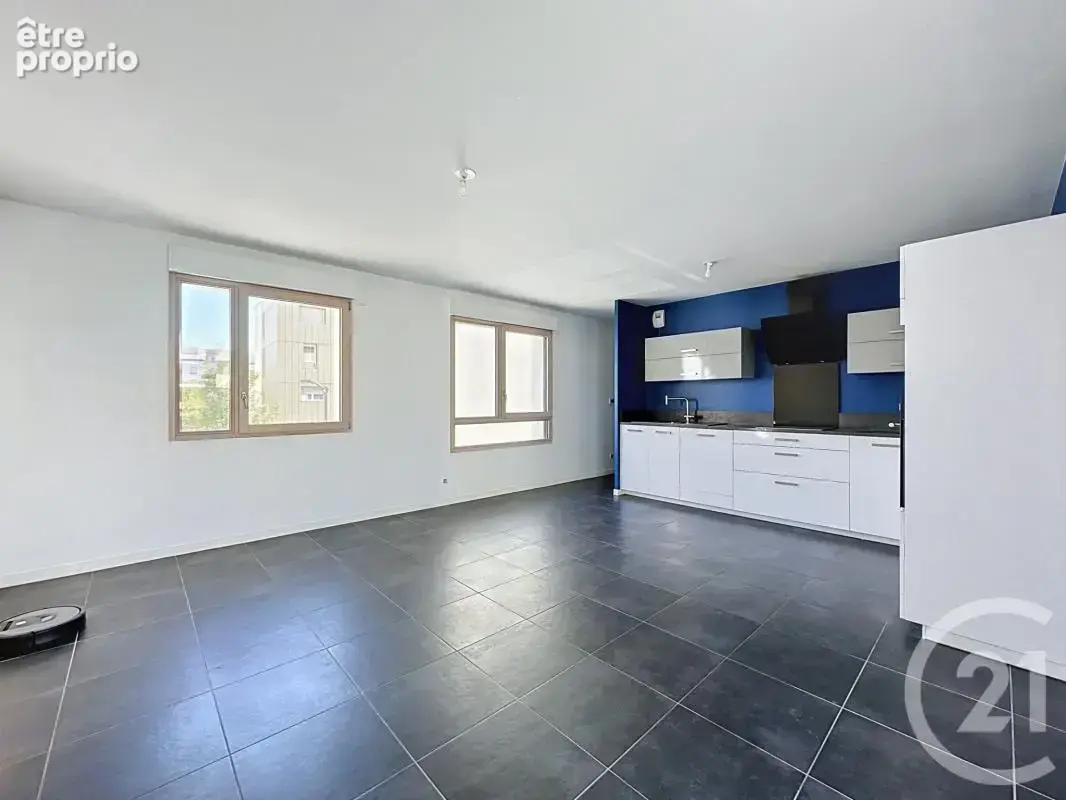 Appartement 4 pièces 81 m² à vendre à Saint-Priest (69800) - photo 3