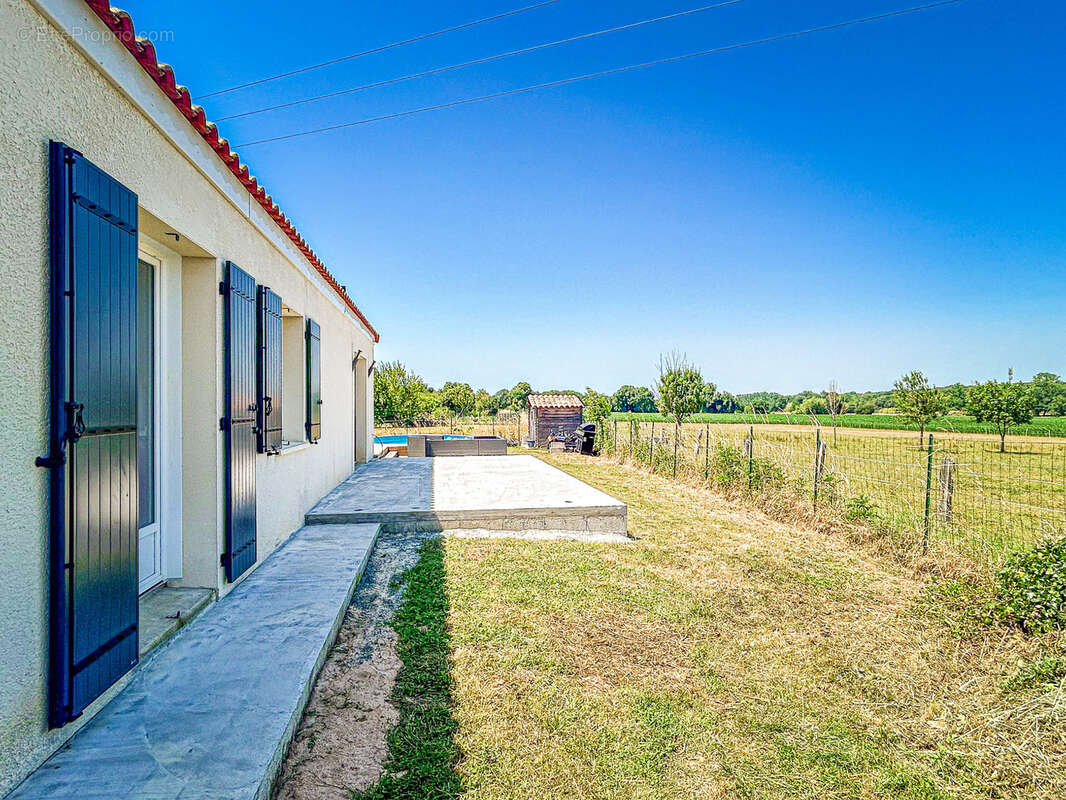 Maison à PONT-L'ABBE-D'ARNOULT