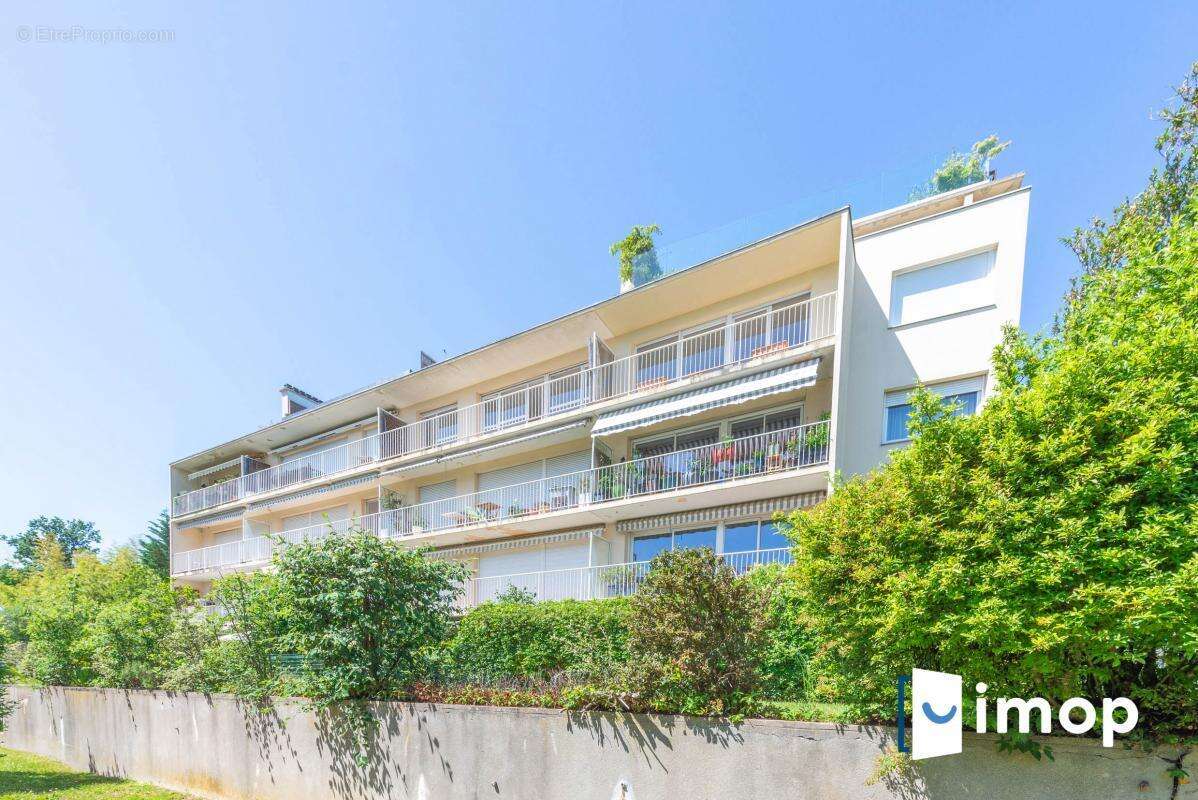 Appartement à SAINT-CLOUD