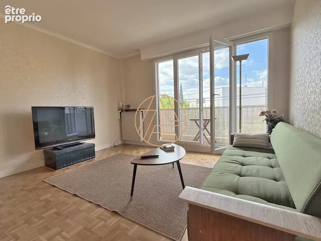Appartement à SAINT-MAUR-DES-FOSSES