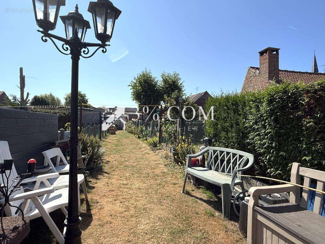 Maison de 117 m2 avec 3 chambres, jardin et un garage - photo 7
