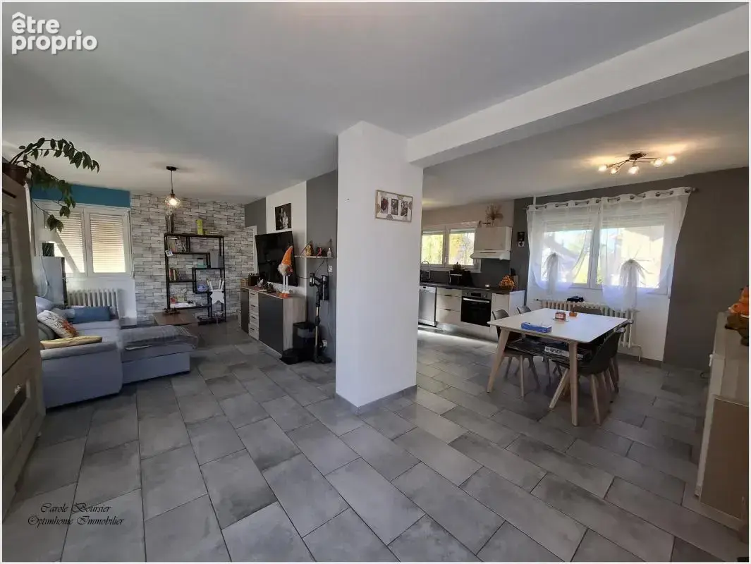 À VENDRE – Maison individuelle avec sous-sol complet à Gironcourt-sur-Vraine - photo 1