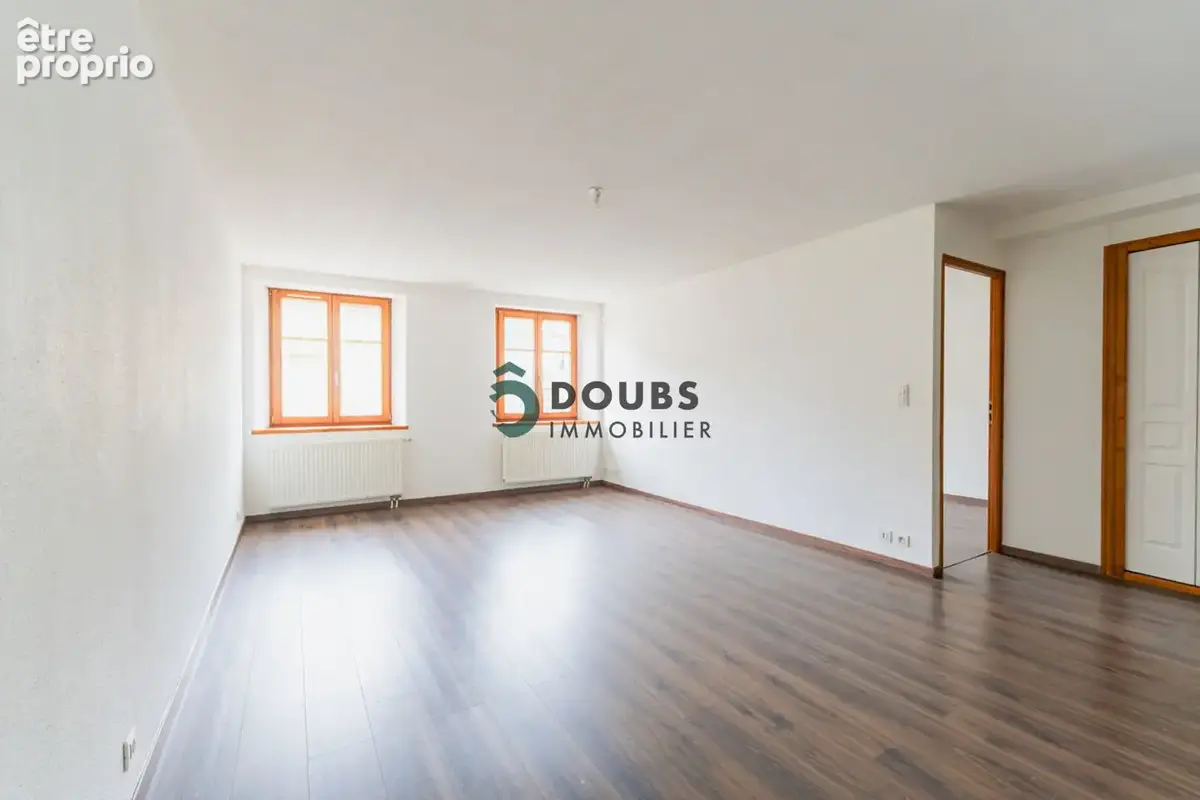 Appartement à MORTEAU