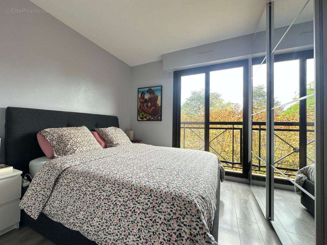 Appartement à SAINT-MAUR-DES-FOSSES