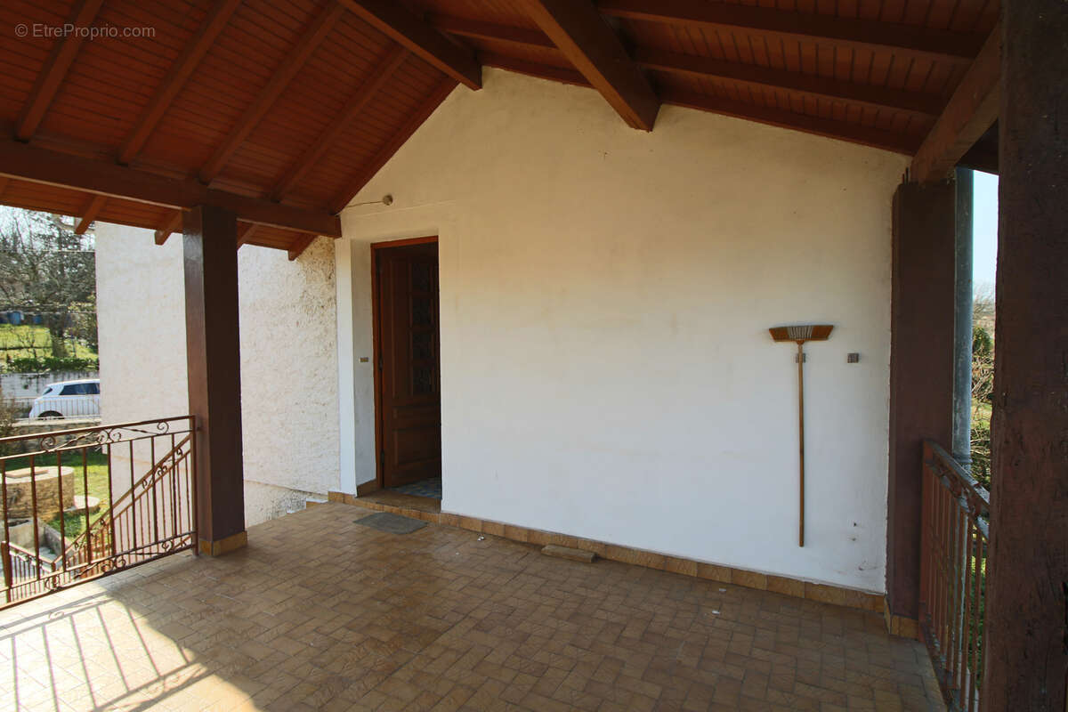 Maison à PUY-L'EVEQUE