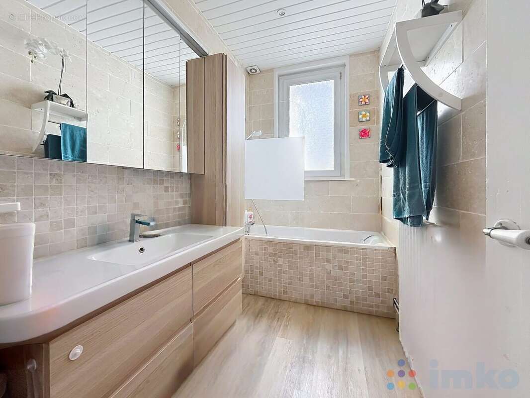 Maison à MARCQ-EN-BAROEUL