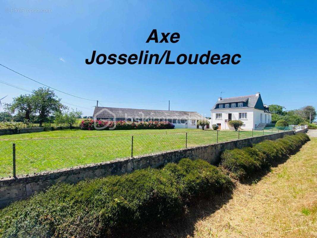 Maison à JOSSELIN