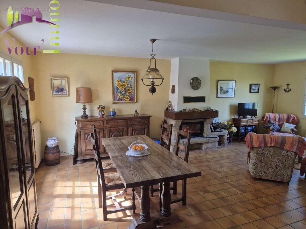 Maison à LOGONNA-DAOULAS