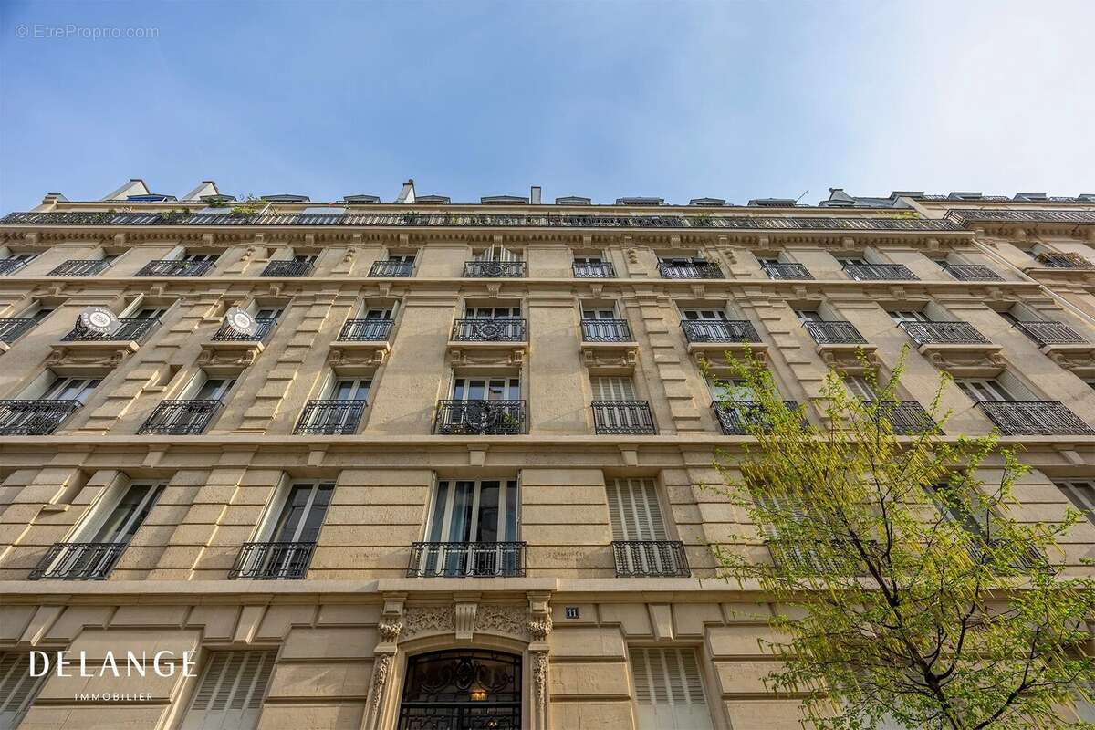 Eglise Jeanne d'Arc - Superbe duplex de 145,42 m² avec balcons - photo 25