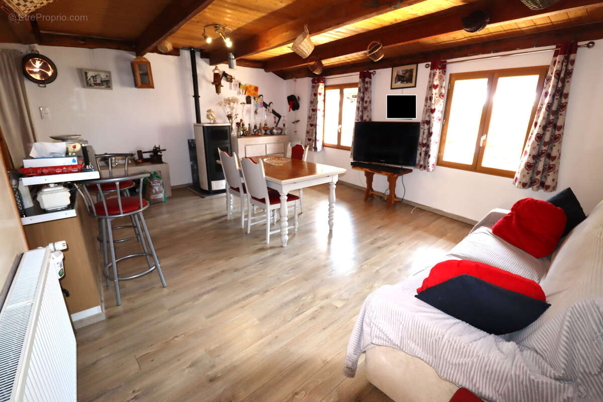 Appartement 3 chambres  au cœur des remparts - photo 3