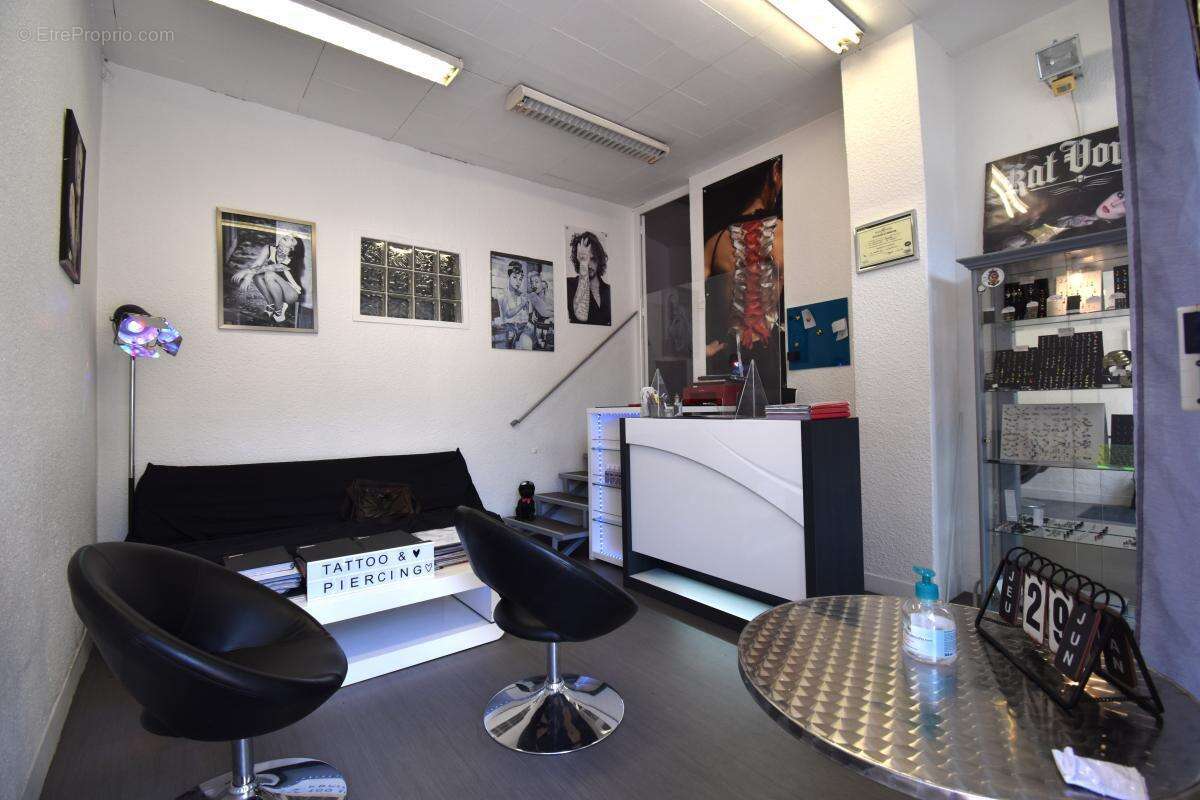 Commerce à MONTCEAU-LES-MINES