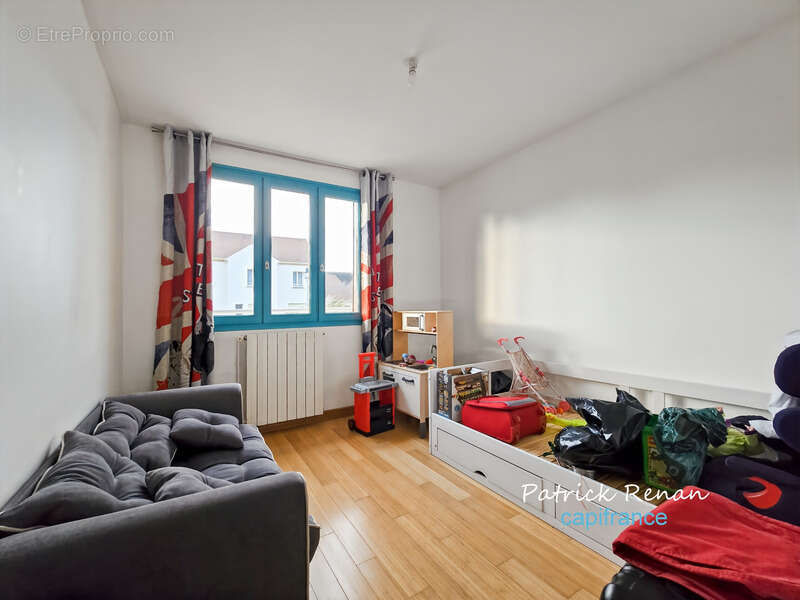 Maison à FONTENAY-LE-FLEURY