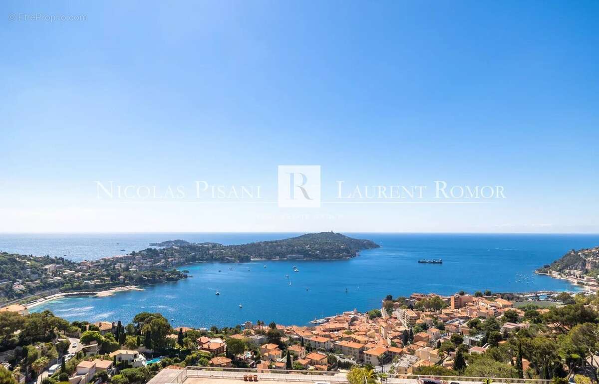 Appartement à VILLEFRANCHE-SUR-MER