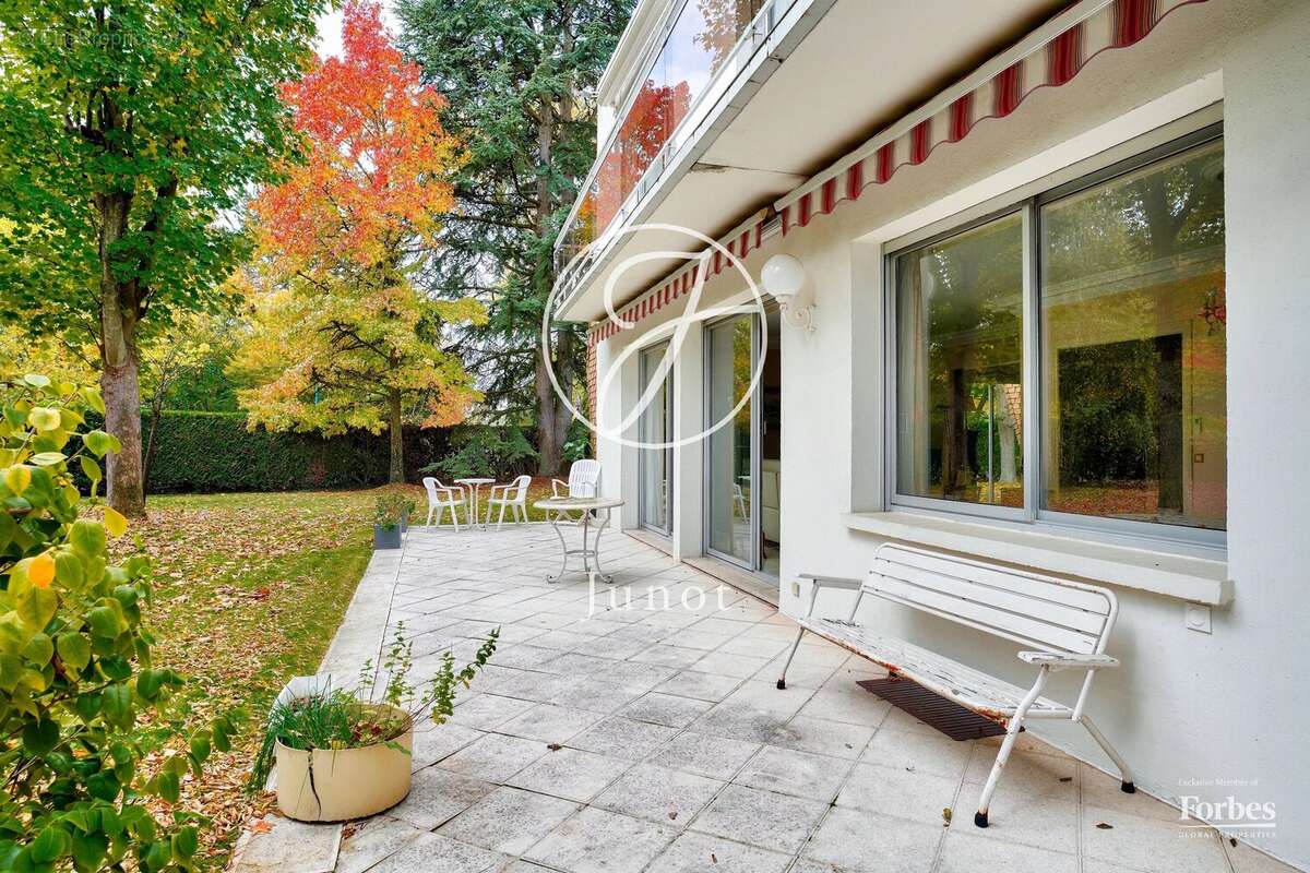 Maison à LE VESINET
