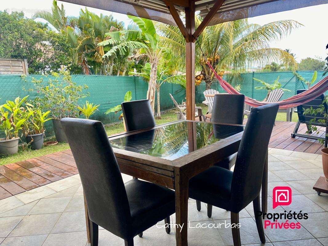 Appartement à PETIT-BOURG