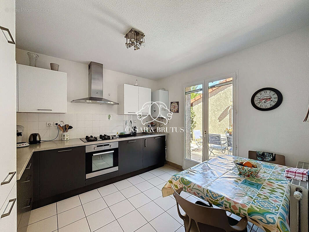 Maison 130 m² à Villefranche-Sur-Saone  - photo 6