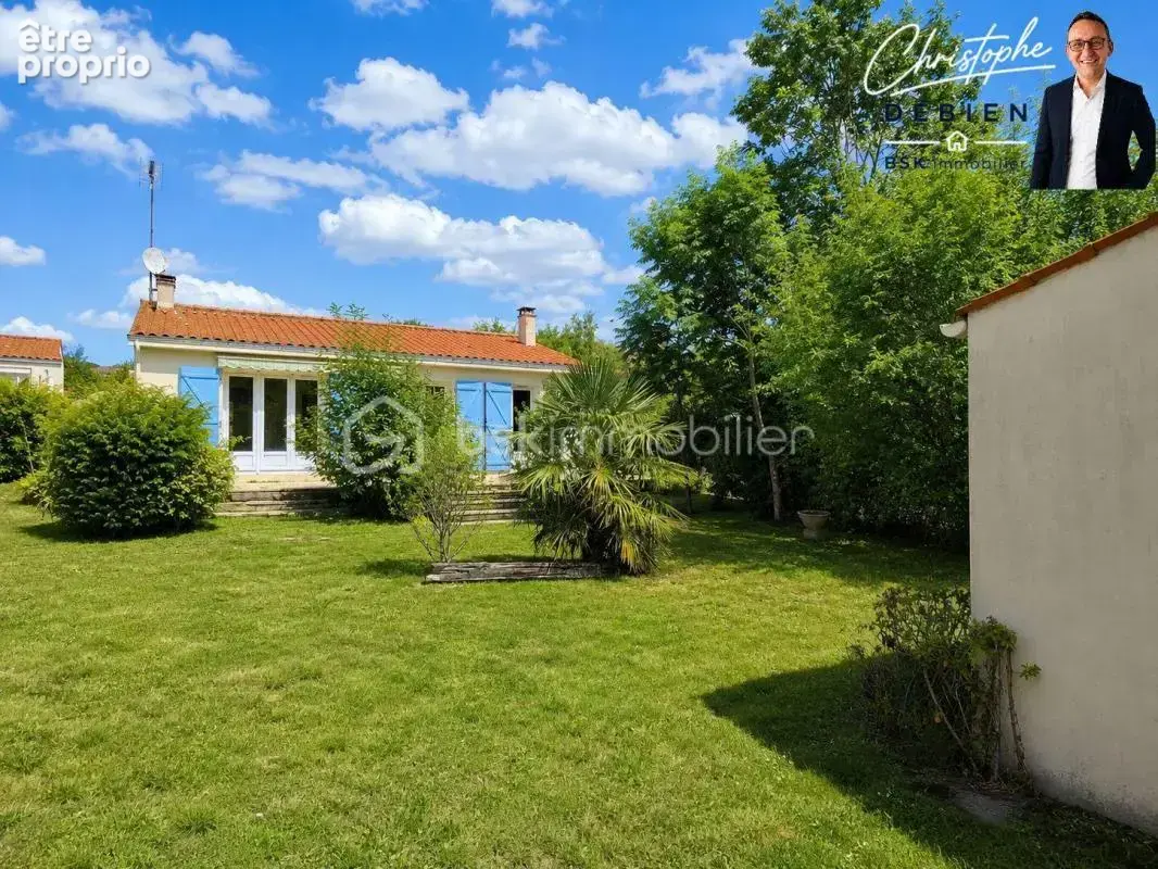 Mareuil-sur-lay-dissais – plain-pied 89 m² – terrain 1 825 m² – dépendances – à rénover - photo 2