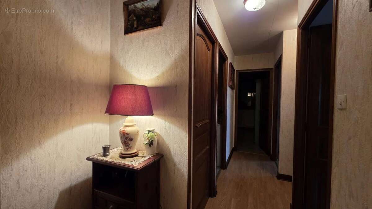 Maison à MILLY-SUR-THERAIN