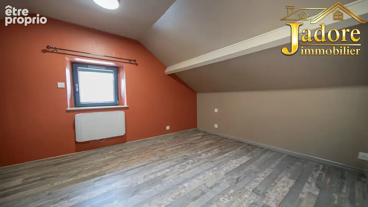 Maison entierement renovee - photo 8