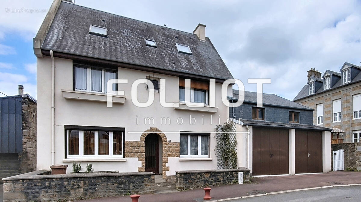 Maison à VILLEDIEU-LES-POELES