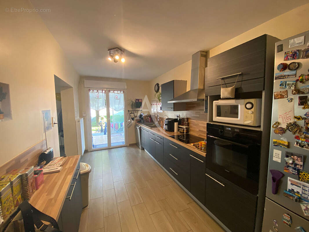 Maison à SAINT-JUERY