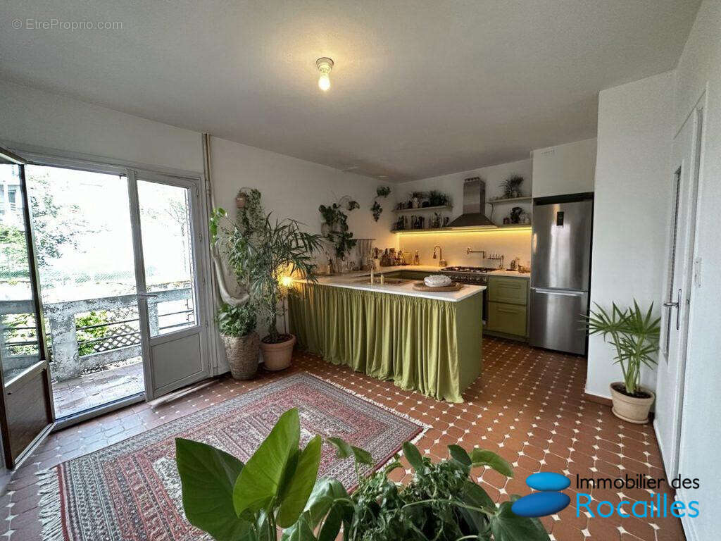 Appartement à LA ROCHE-SUR-FORON