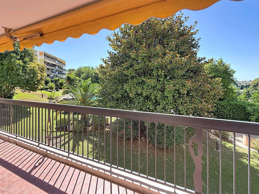 Antibes, Résidence de standing avec piscine, 4 pièces + terrasse - photo 11