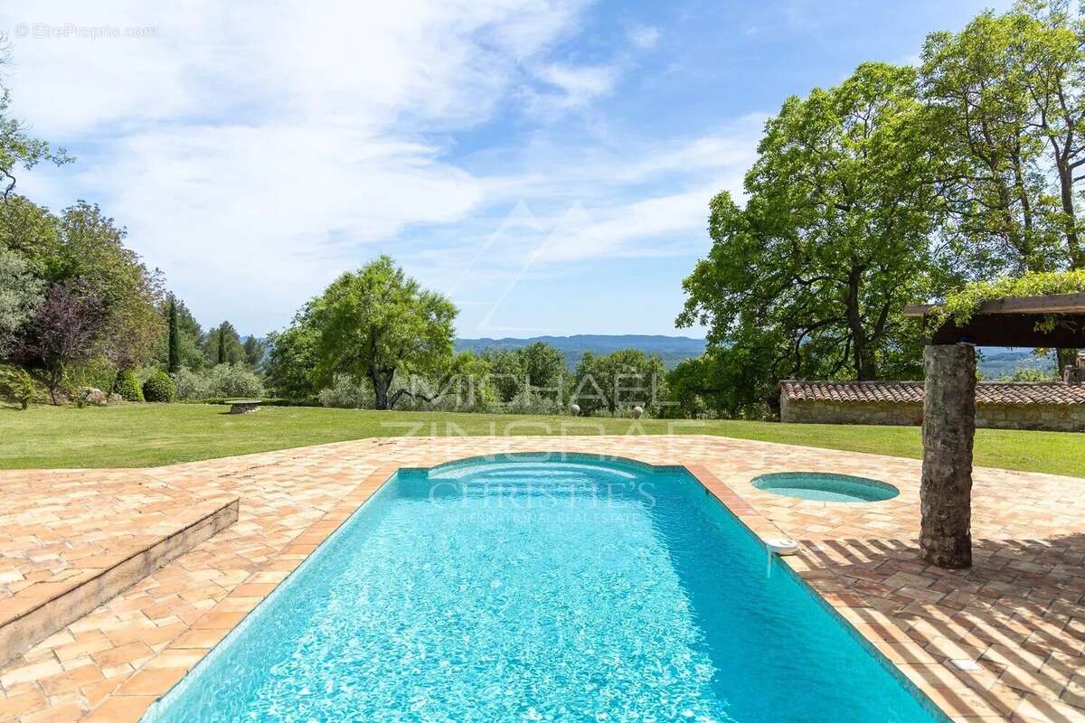 Maison à FAYENCE