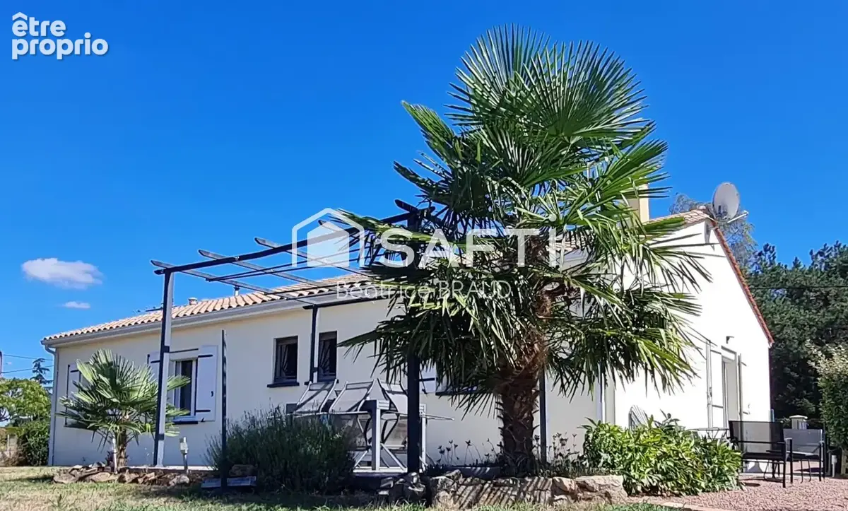 Photo 1 - Maison à CHABANAIS
