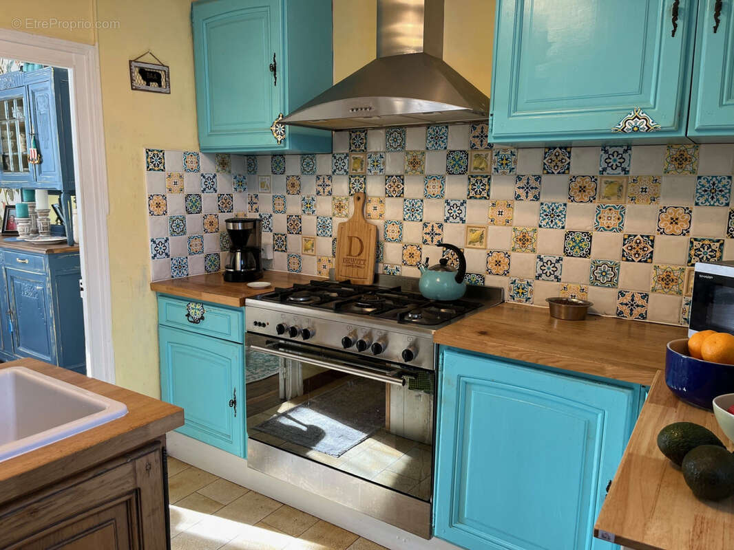 Maison à JUMILHAC-LE-GRAND