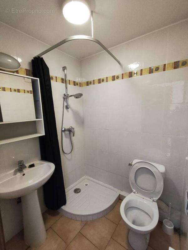 Appartement à BARJAC