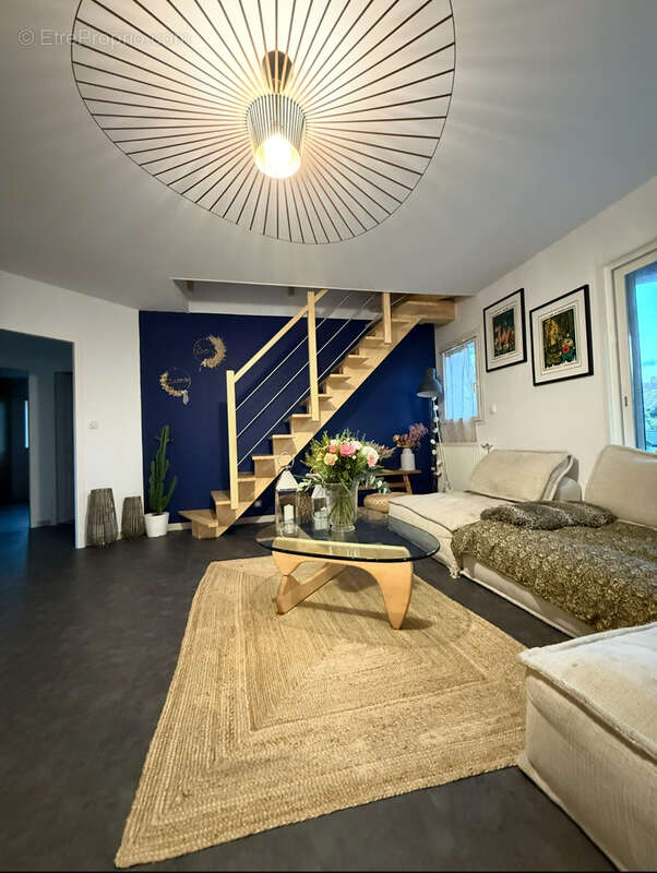 Maison à SAINT-MARTIN-DE-LONDRES