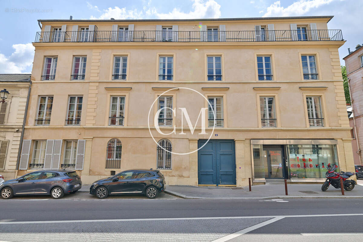 Appartement à VERSAILLES