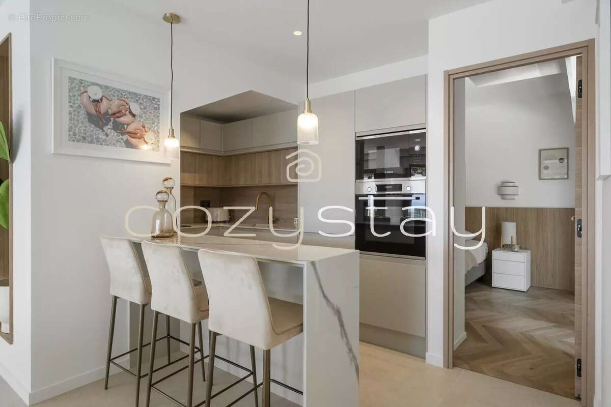 5 pièces d’exception, vue mer, 2 parkings, Cannes Californie - photo 5
