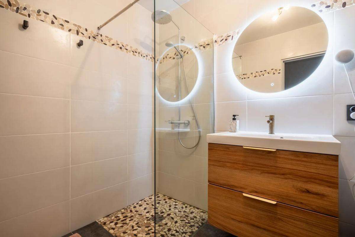 Appartement à LE PERREUX-SUR-MARNE