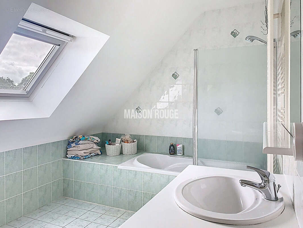 Maison à LONGAULNAY