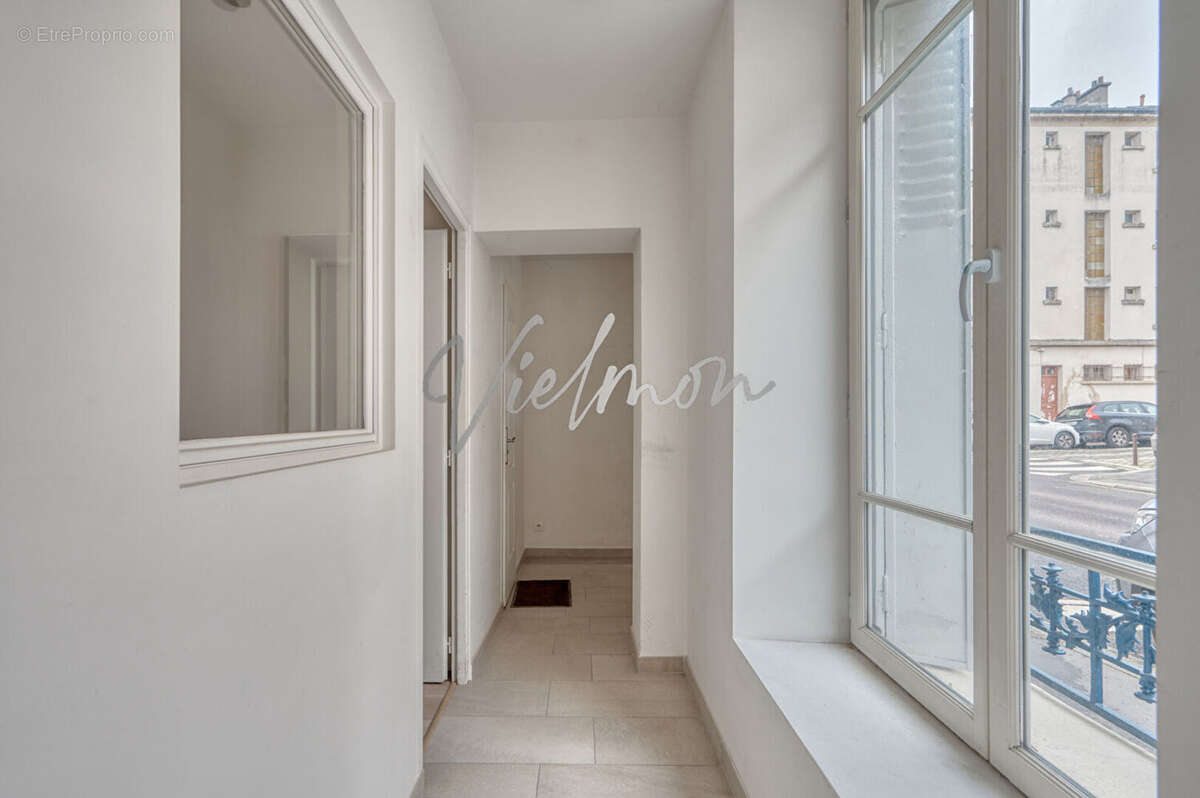 Appartement à VERSAILLES